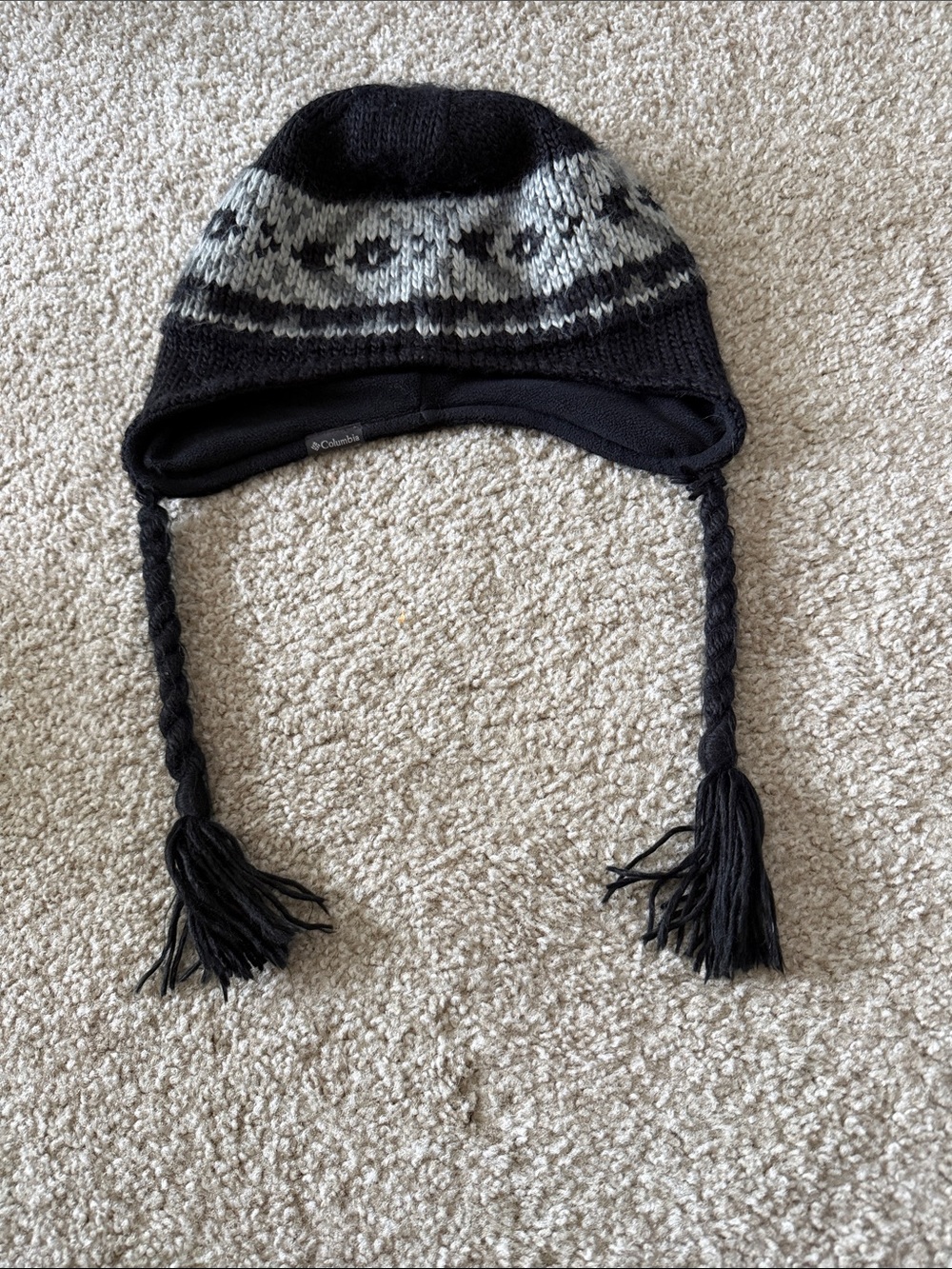 Columbia Unisex Earflap Beanie Hat in Black & Gray Pattern